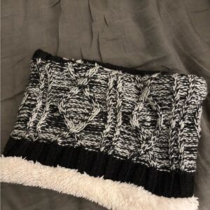 Black and White Knit Scarf reversible Sherpa